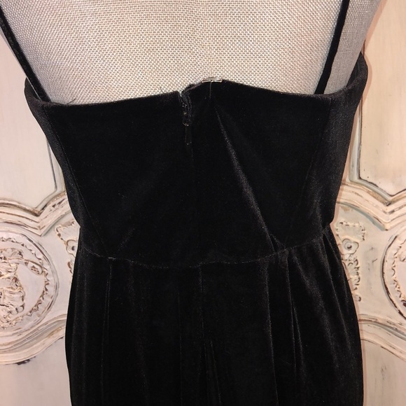 AZAZIE Beautiful Black Velvet High Front Leg Slit Optional Removable Straps S/C - Picture 10 of 16